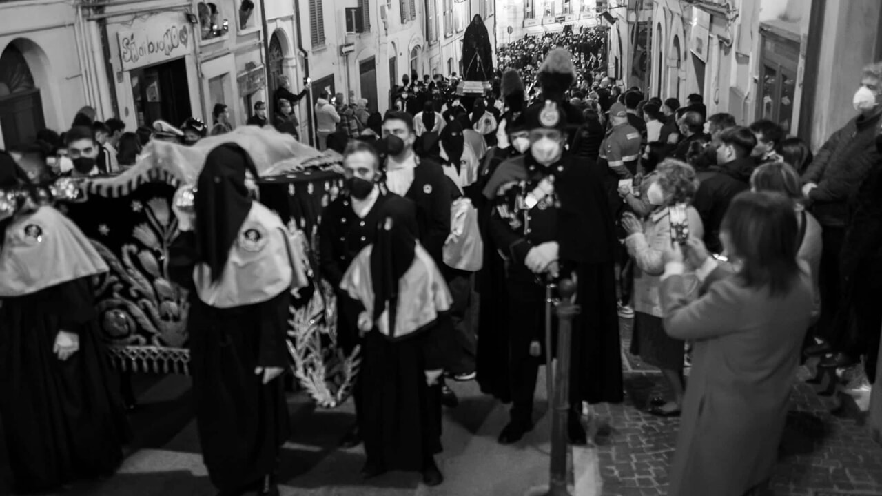 Immagine raffigurante notizia - Sacra processione del Venerdì Santo