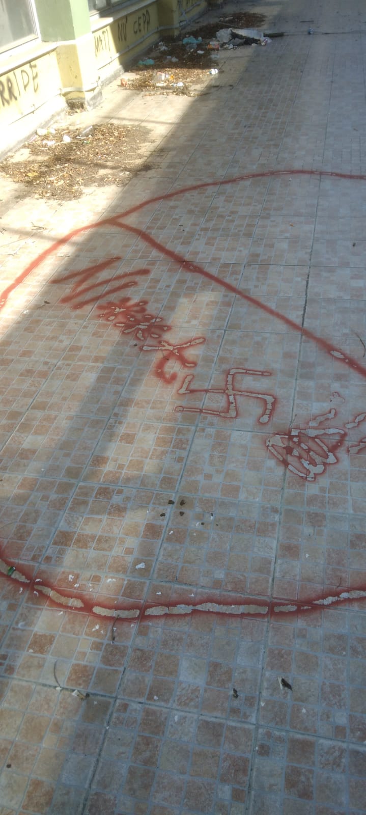 Immagine raffigurante notizia - Sindaco e Giunta su scritte vandaliche alla scuola Cesari: